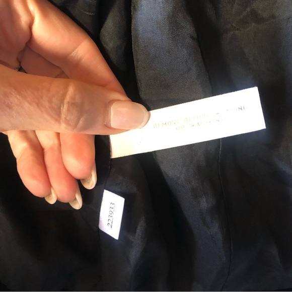 Ann Taylor Loft Black silk velvet semi crop jacket  3/4 sleeve  size 6 - Picture 6 of 10